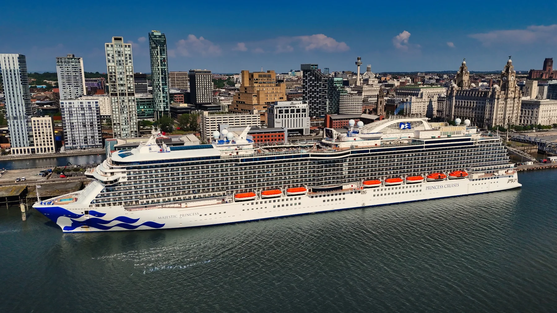 Majestic Princess, Liverpool waterfront