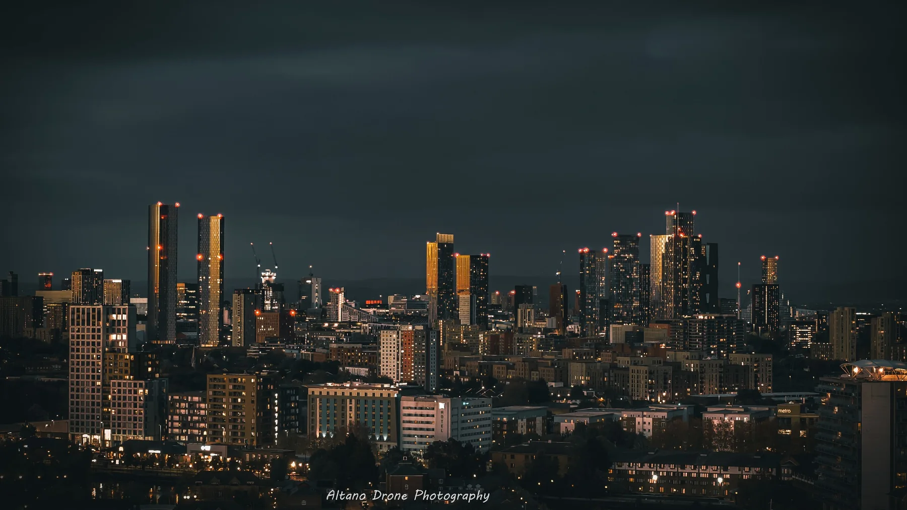 Manchester after dark, City skyline
